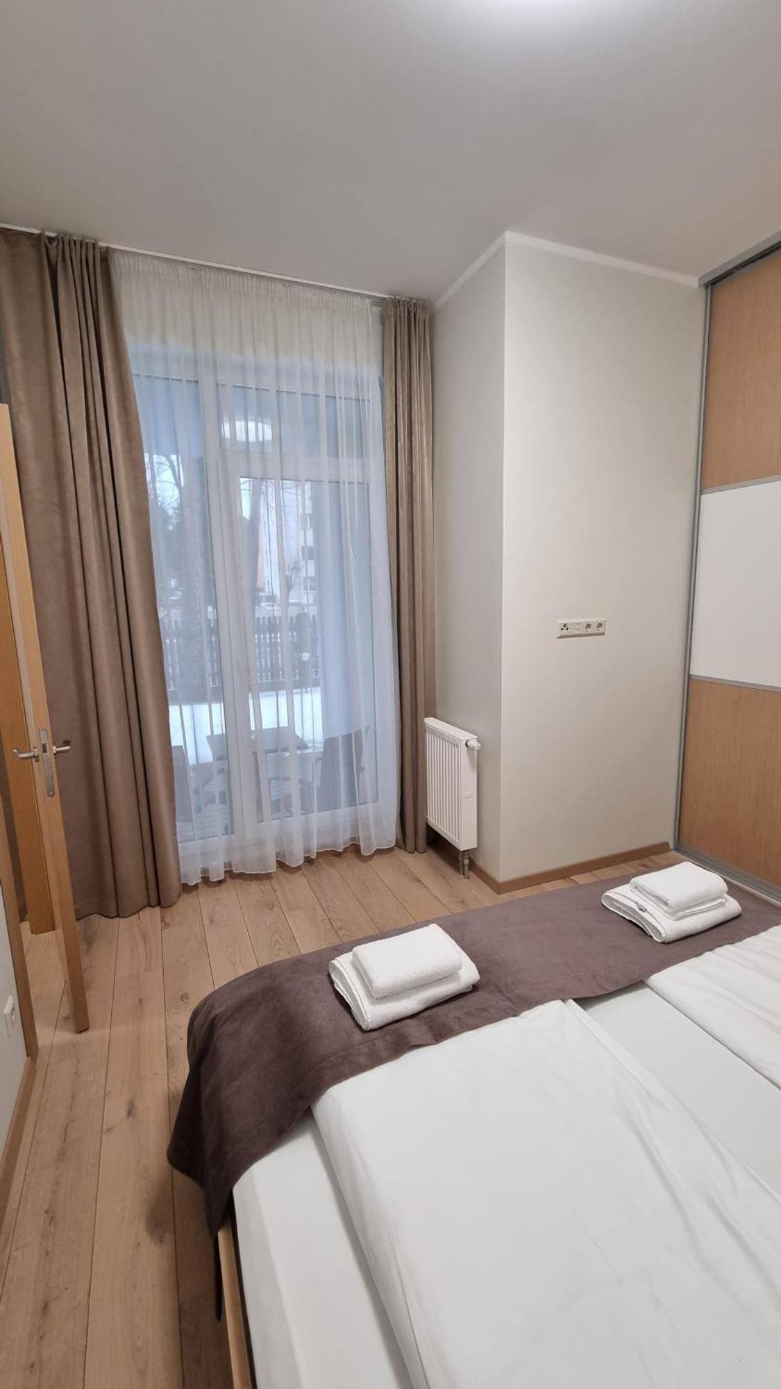 Black Pearl Apartments Jūrkalne Chambre photo