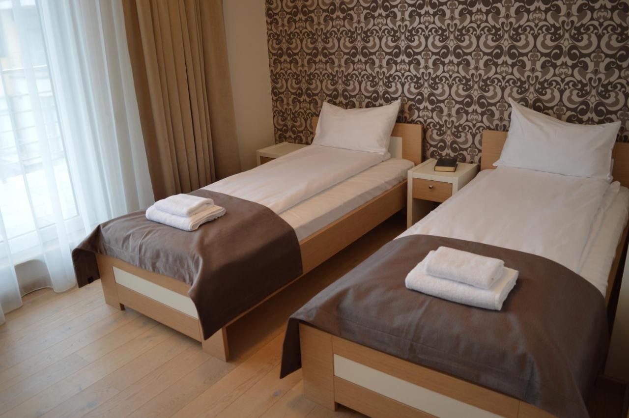 Black Pearl Apartments Jūrkalne Extérieur photo